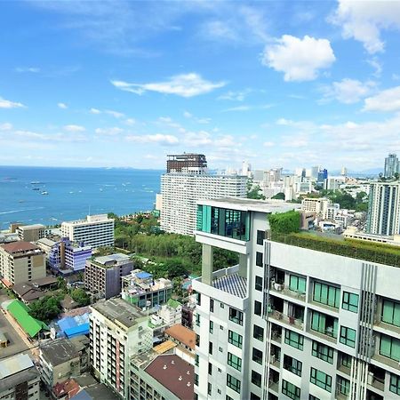 Llx Apartments At The Base Condo Pattaya Luaran gambar