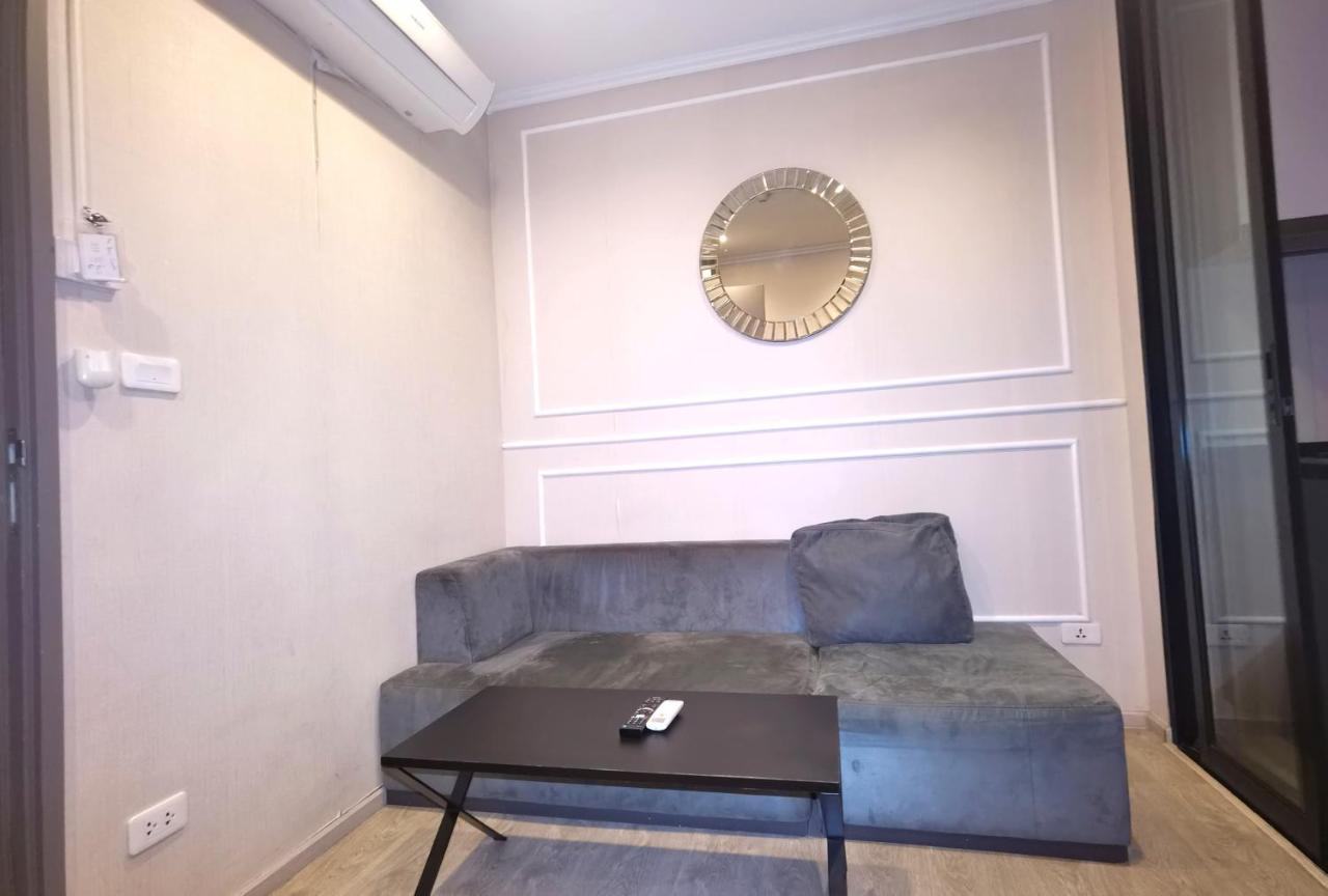 Llx Apartments At The Base Condo Pattaya Luaran gambar