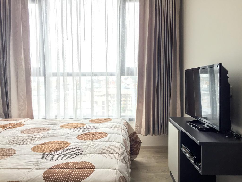 Llx Apartments At The Base Condo Pattaya Luaran gambar
